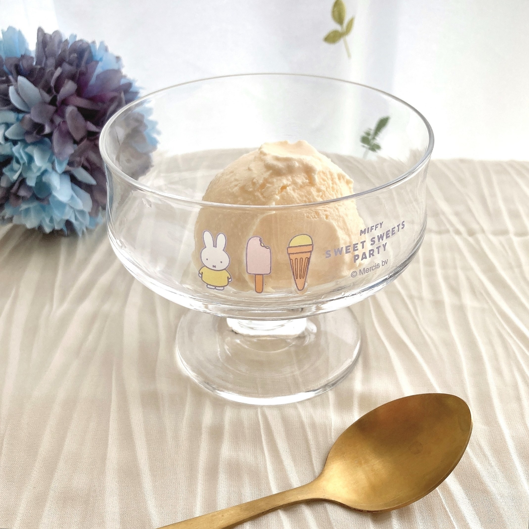 ロフトのオススメの雑貨「デザートグラス ミッフィー」