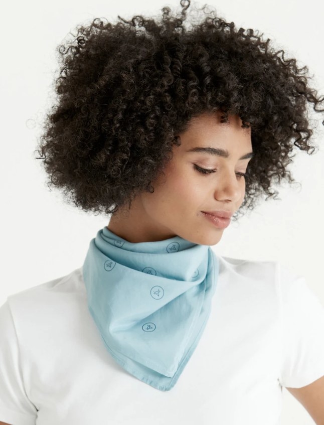 A model wearing the blue banana around her neck