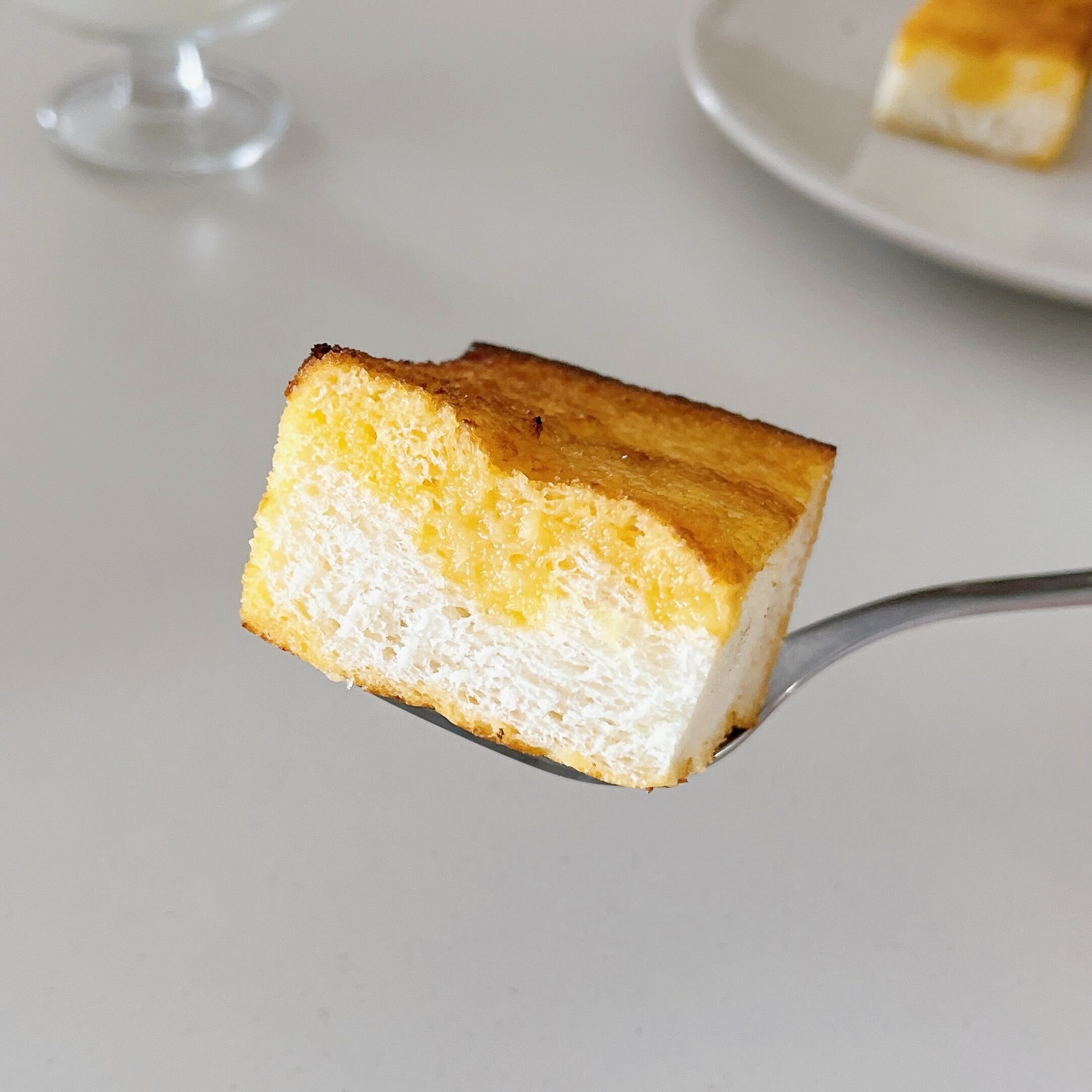 LAWSON（ローソン）のオススメのパン「十勝バターの旨じゅわフレンチトースト」