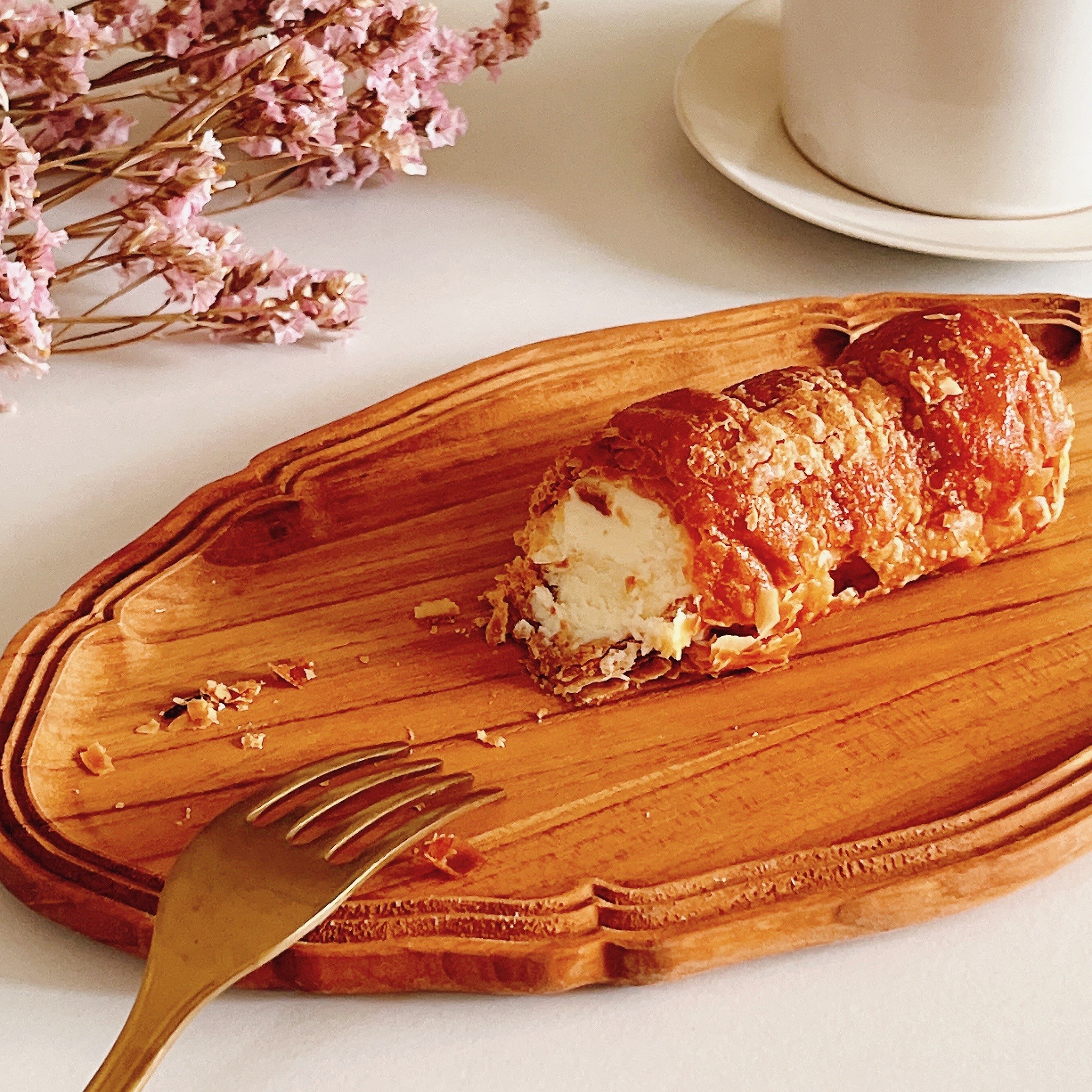 FamilyMart(ファミリーマート)のおすすめ「凍ったまま食べる パイコロネ」