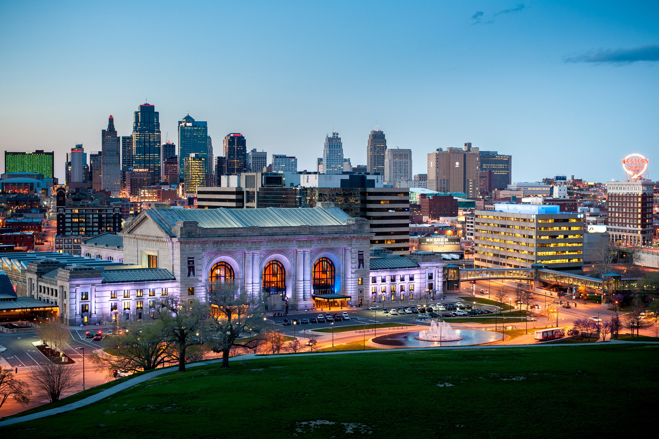 Union Station and downtown Kansas City at dusk.