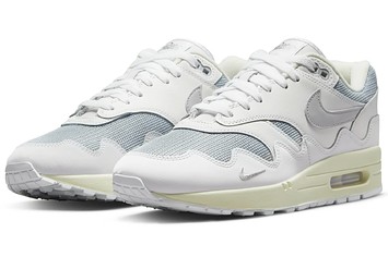 Patta x Nike Air Max 1 'White/Grey' Pair
