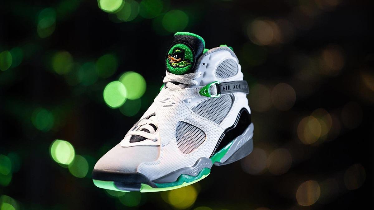 The Oregon Ducks Take Over Jordan 10's! – B Street Shoes