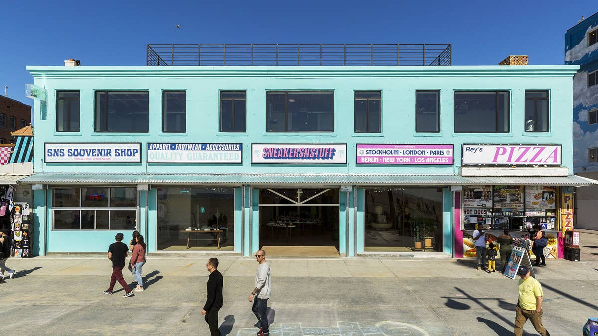 Sneakersnstuff is celebrating its 20th anniversary with the grand opening of its sixth flagship store in Venice Beach, California. 