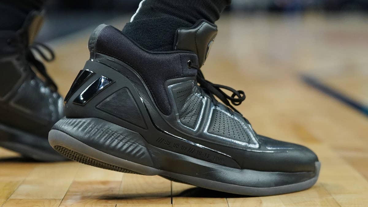 With a possible return to the NBA All-Star Game in his future, Derrick Rose capitalizes on his revived public buzz by debuting his Adidas D Rose 10 sneaker.