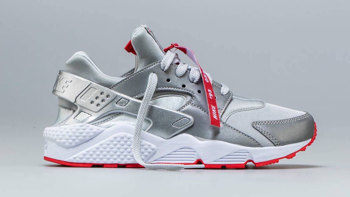 Shoe Palace continues its 25th Anniversary celebration with the latest collating with Nike to drop a special edition Air Huarache Zip limited to only 500 pairs. 
