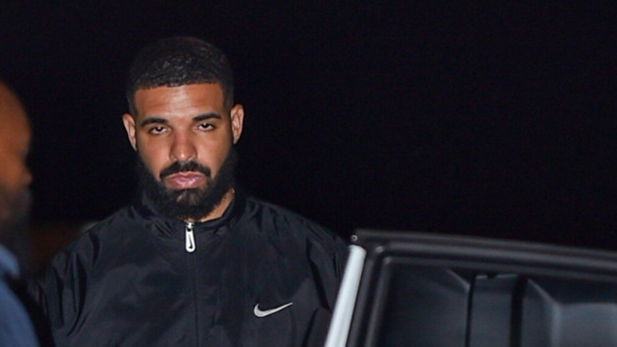 Drake Wears Nike x OVO Football Jersey at Wireless Festival