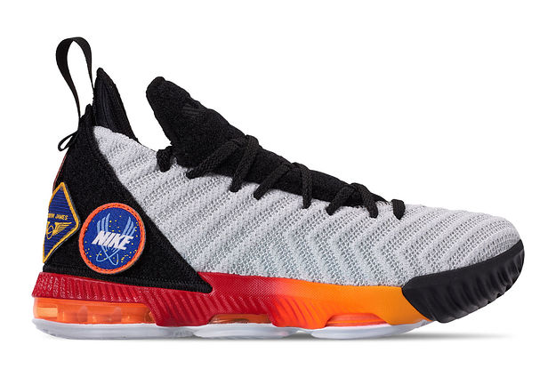 Scarpe nike cheap lebron 16