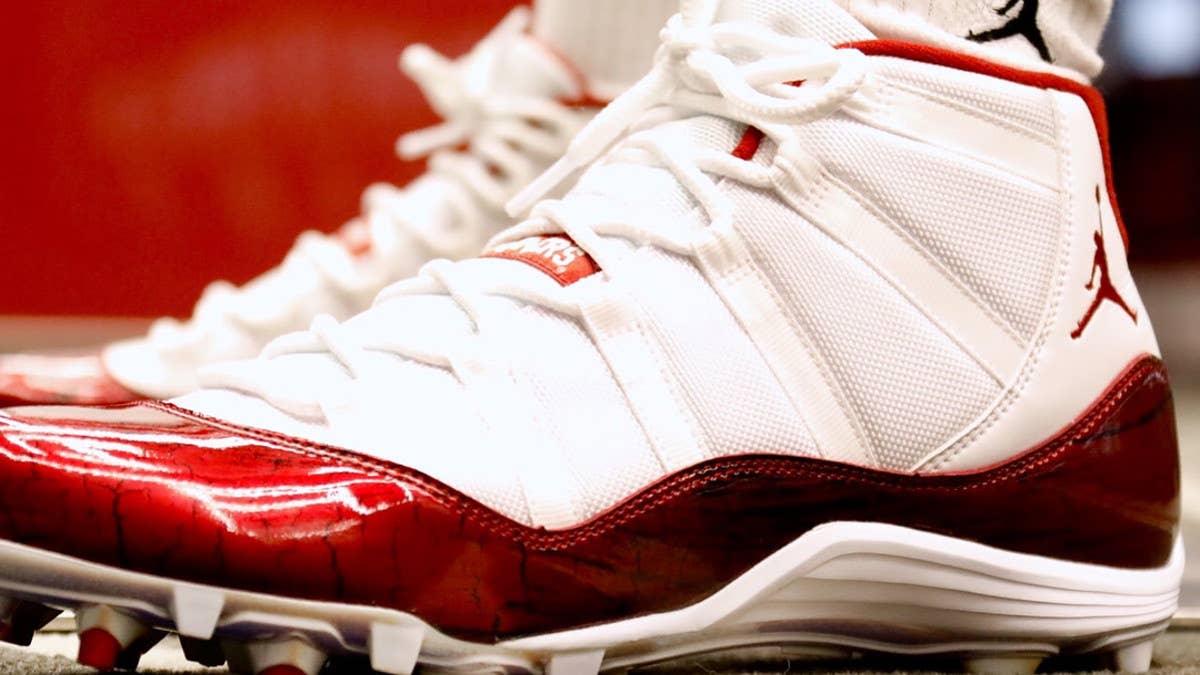 With college football season arriving, the Oklahoma Sooners football team will be representing Jordan Brand this upcoming season starting with an exclusive Air Jordan 11. 