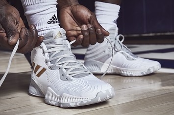 Adidas Mad Bounce 'White/Gold' 1