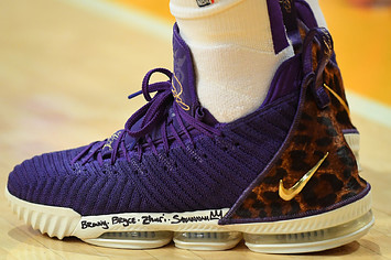lebron james wearing nike lebron 16 court purple