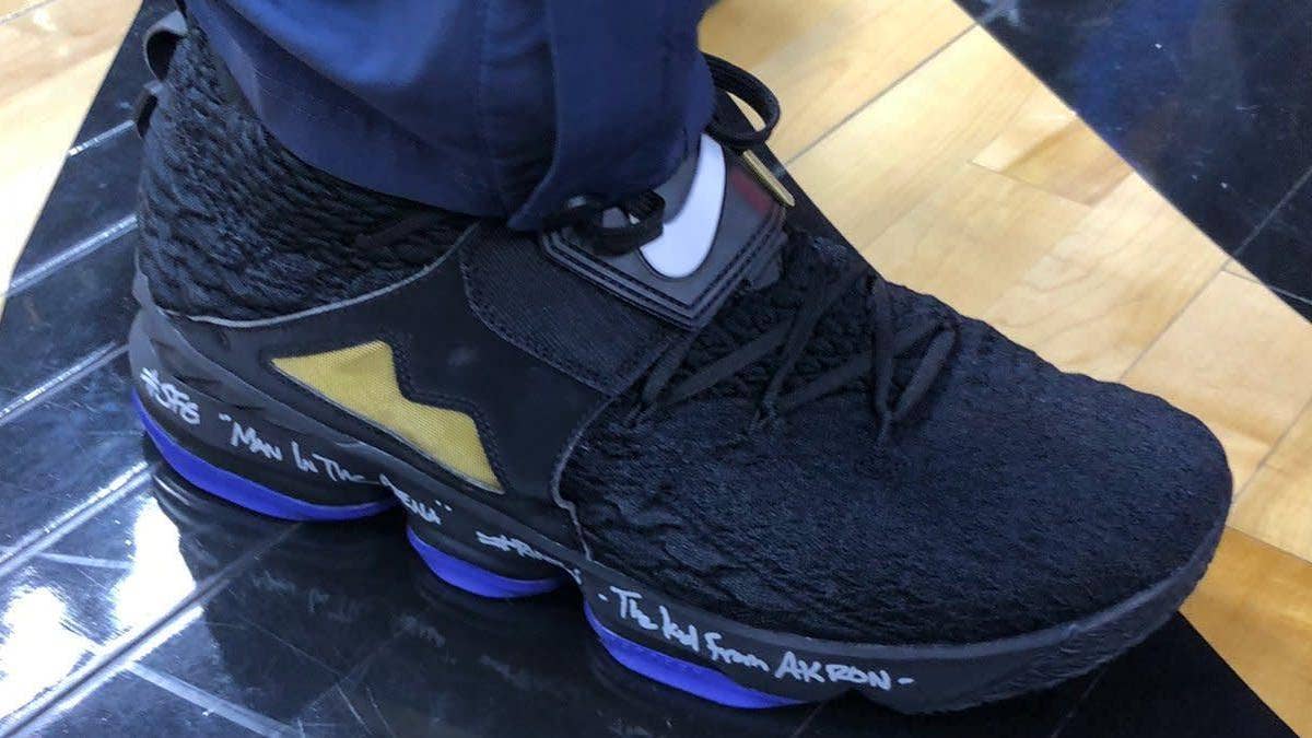 LeBron James wears a new Nike LeBron 15 'Diamond Turf' colorway in black/purple/gold. See King James' exclusive kicks here.