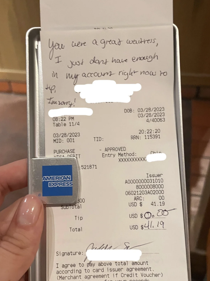 A note from a customer explaining why they didn&#x27;t tip