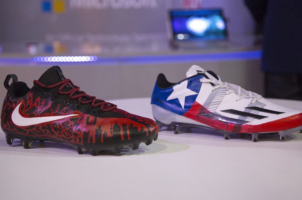 In this Wednesday, Nov. 29, 2017 photo, the pair of custom cleats