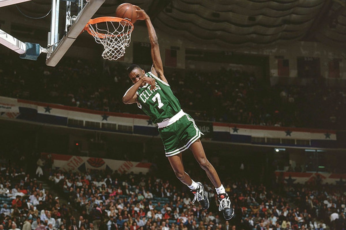 Today in Sneaker History: Dee Brown Won the Slam Dunk Contest in the Reebok  Pump Omni Zone 2 – Sneaker History - Podcasts, Footwear News & Sneaker  Culture