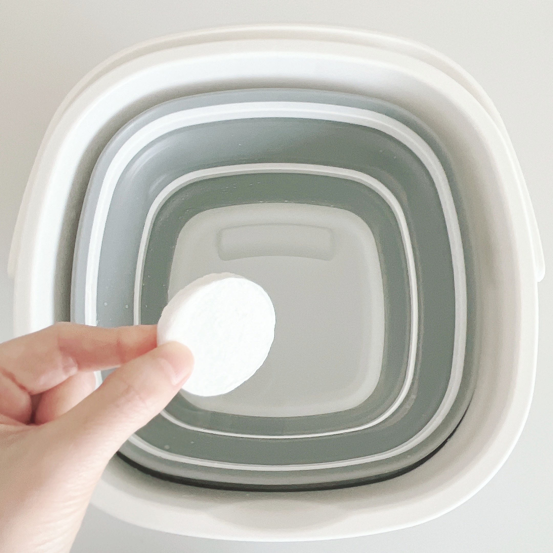 Seria(セリア)のおすすめ防災グッズ「圧縮タオル」