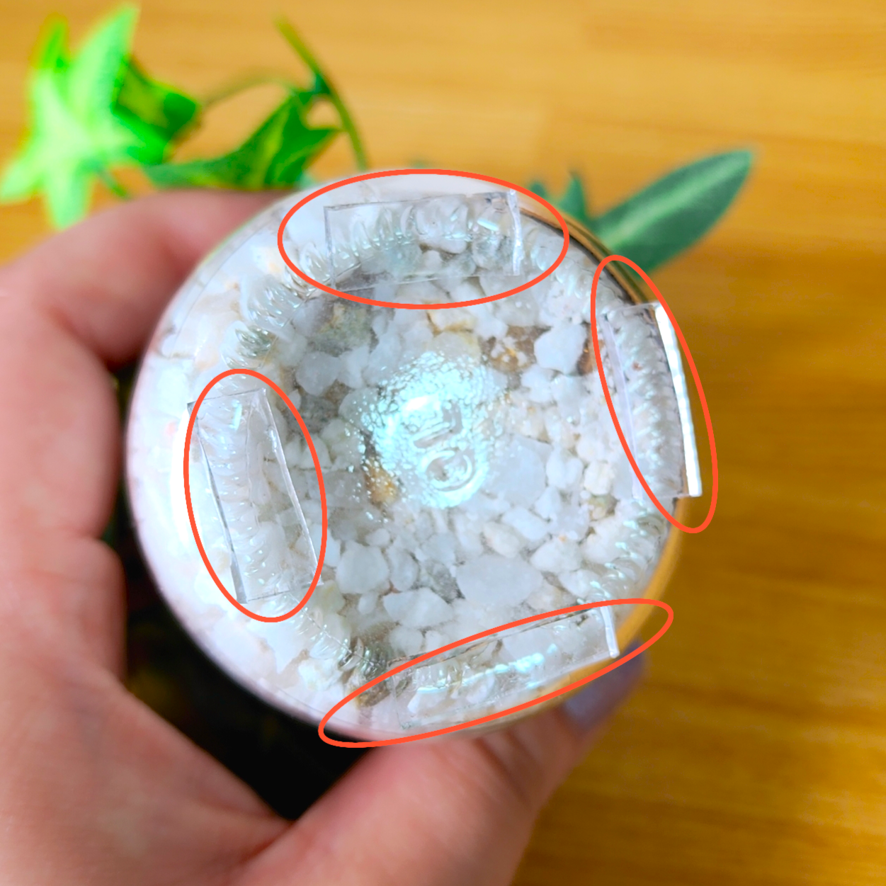 DAISO（ダイソー）のおすすめ「剥がせる両面粘着ゲルテープ」