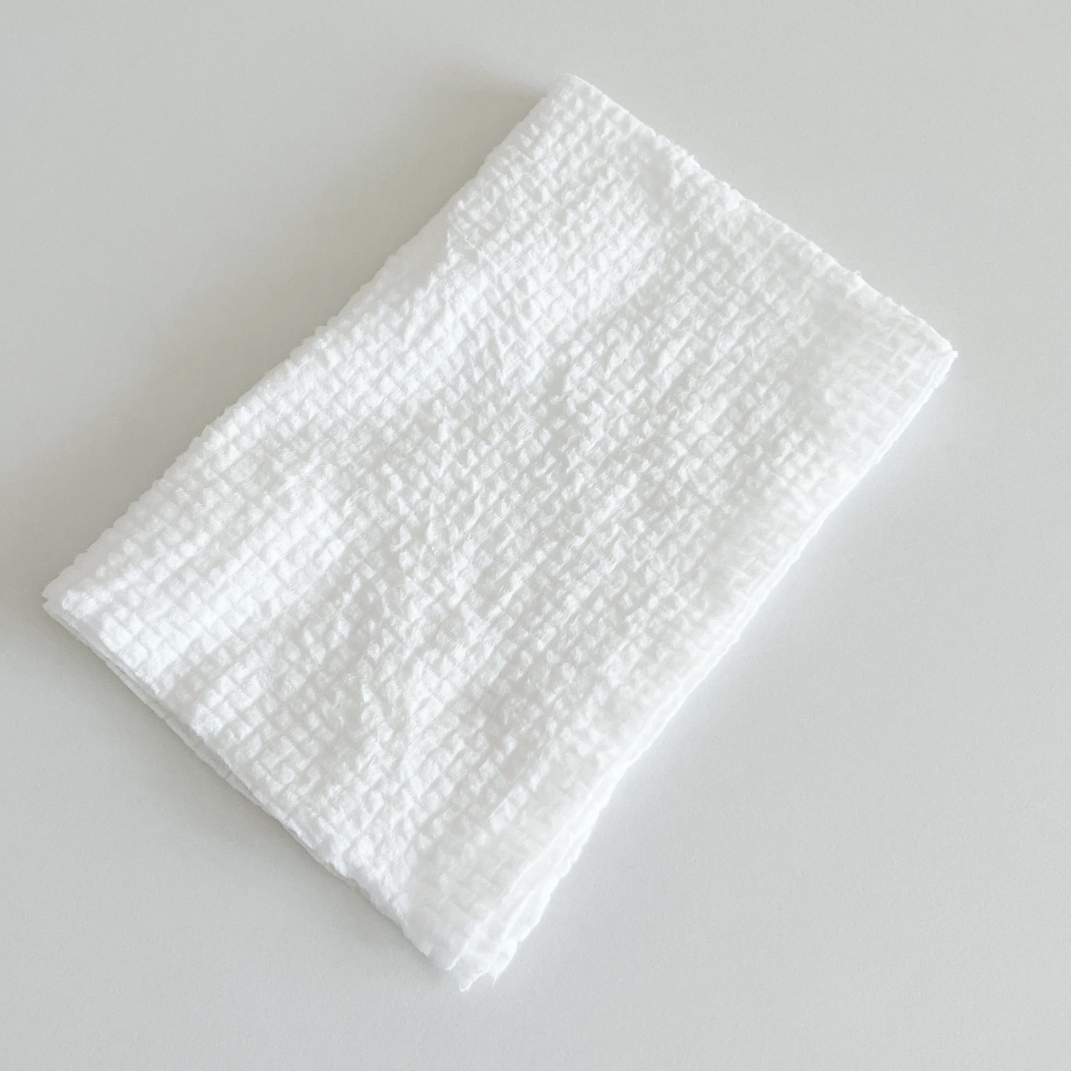 Seria(セリア)のおすすめ防災グッズ「圧縮タオル」