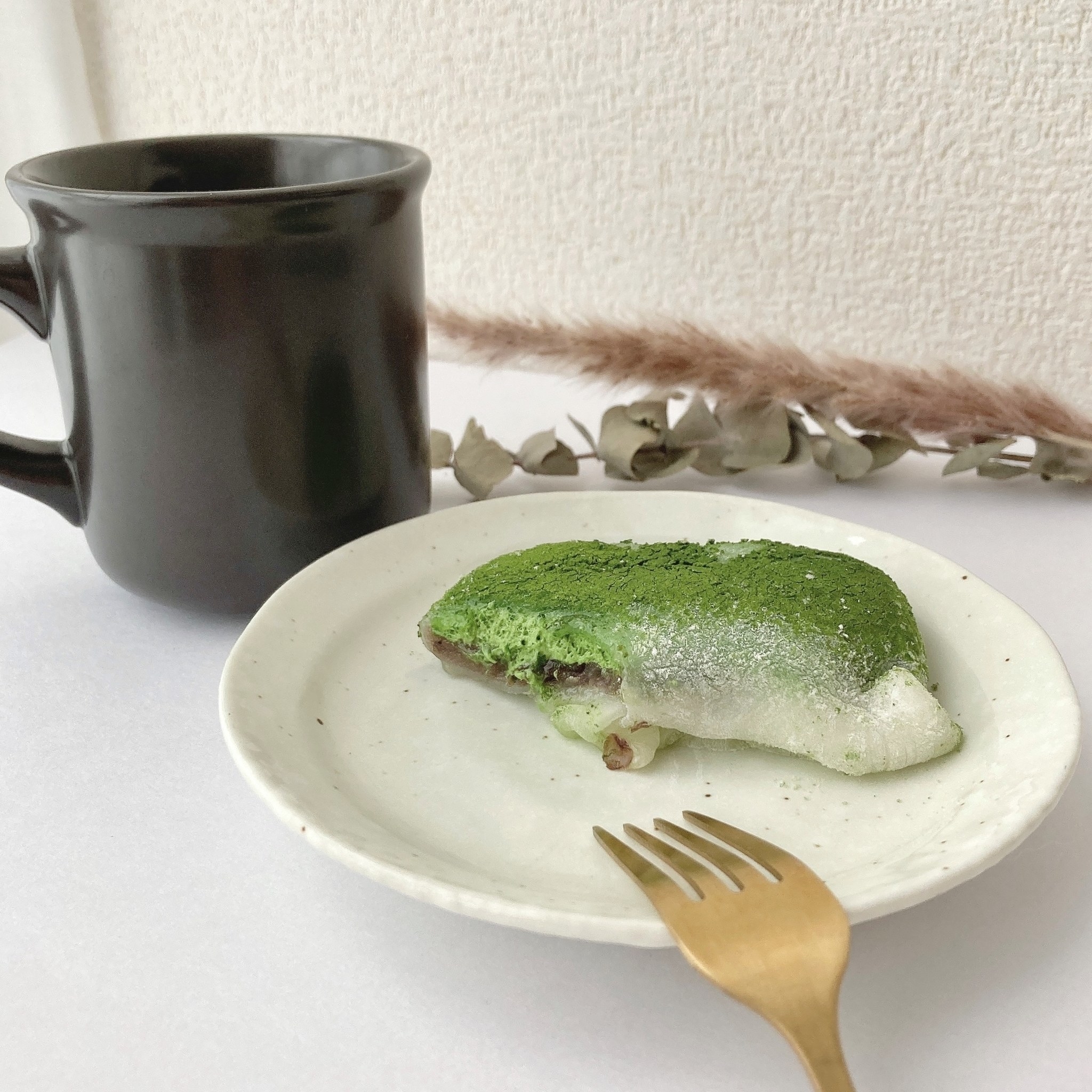 LAWSON(ローソン)のオススメのスイーツ「Uchi Café×森半 お抹茶つつみ」