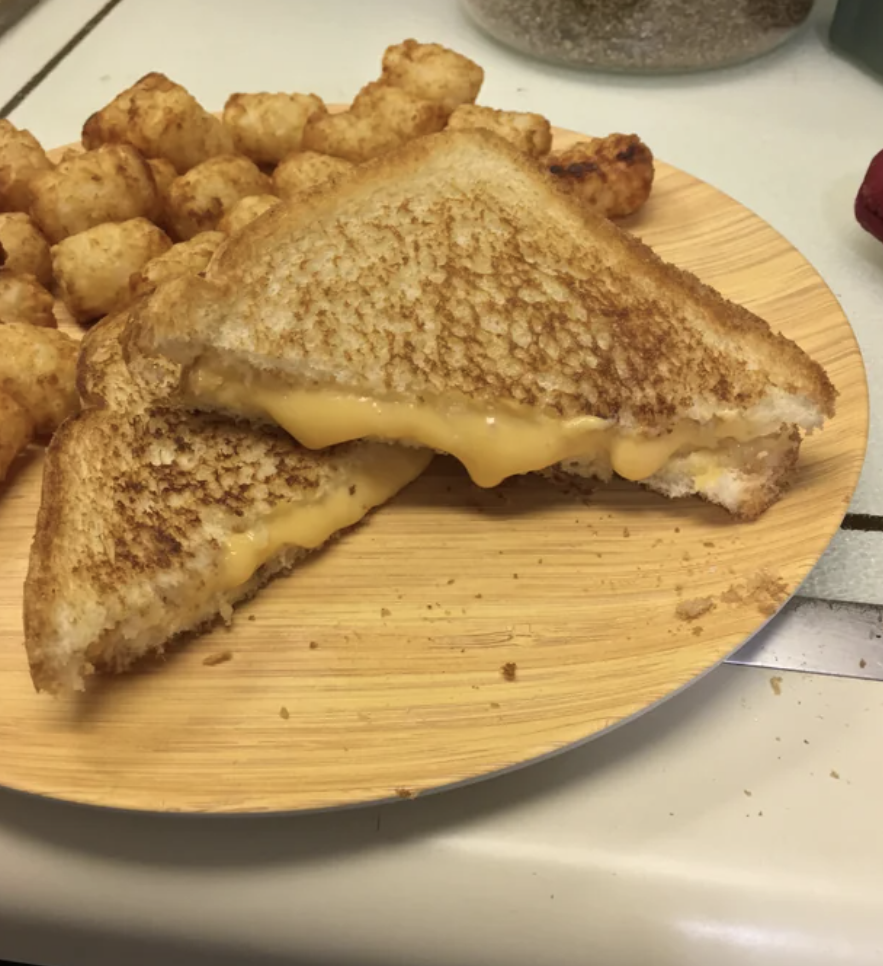 Grilled cheese with tater tots.