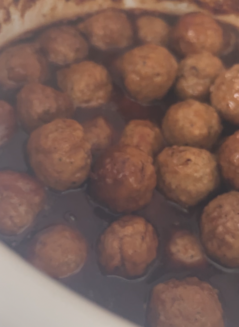 steamy shot of the meat balls cooking