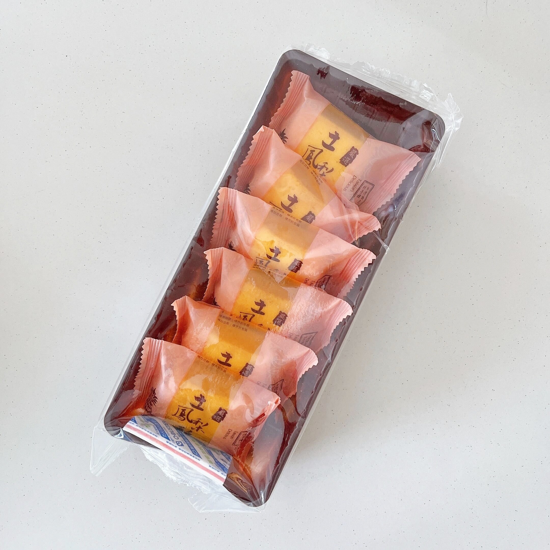 KALDI（カルディ）のオススメのスイーツ「竹葉堂 パイナップルケーキ 6個」