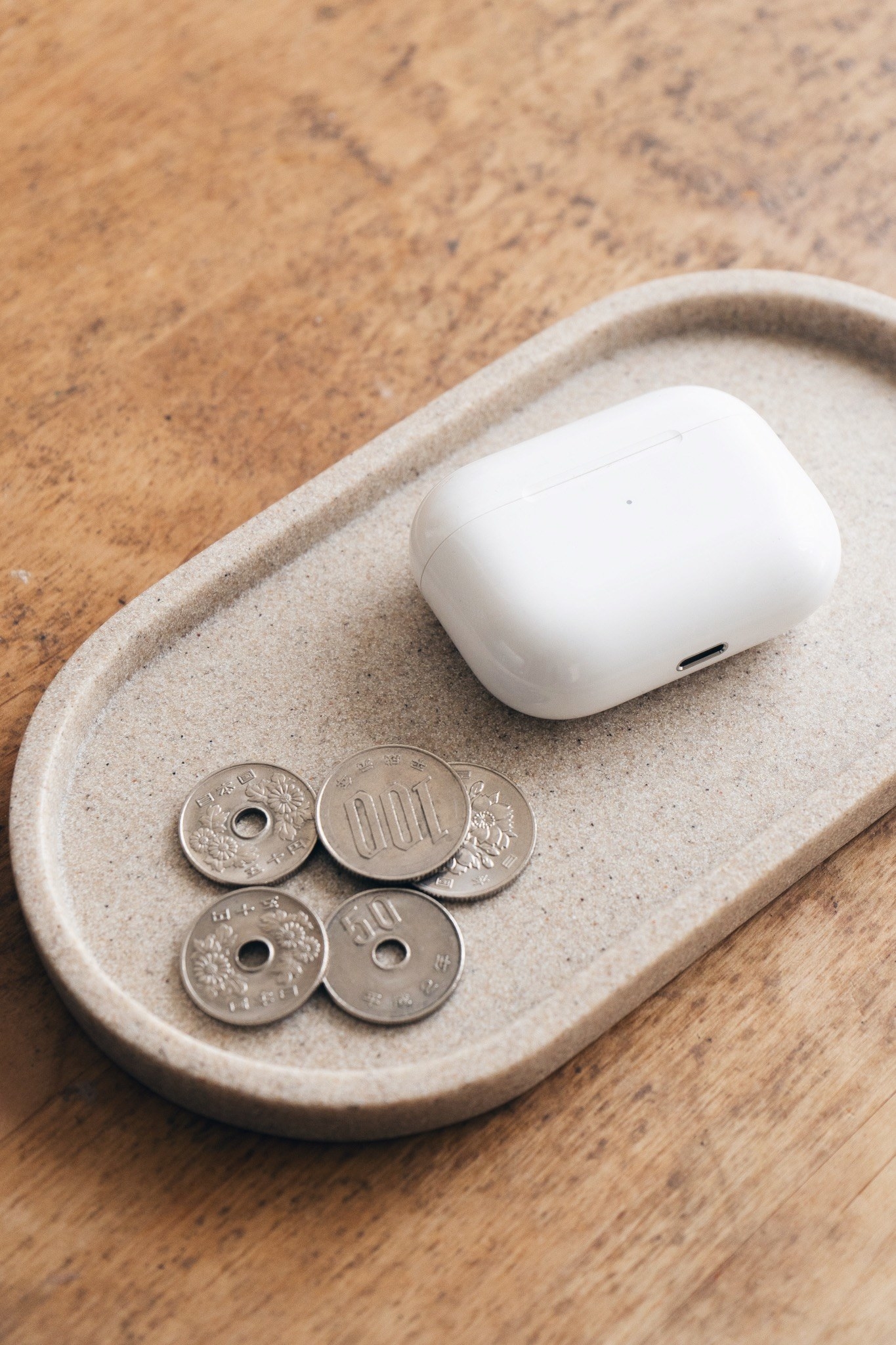 3COINS（スリーコインズ）のおすすめ雑貨「ストーン風オーバルトレイ」