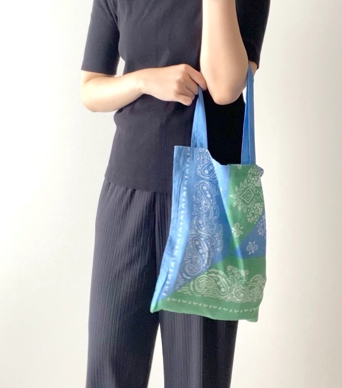 niko and&hellip;（ニコアンド）のおすすめのレディースアイテム「オリジナルプリントバンダナバッグ」