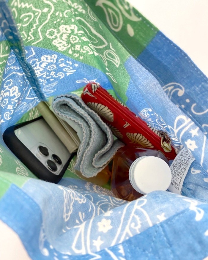 niko and&hellip;（ニコアンド）のおすすめのレディースアイテム「オリジナルプリントバンダナバッグ」