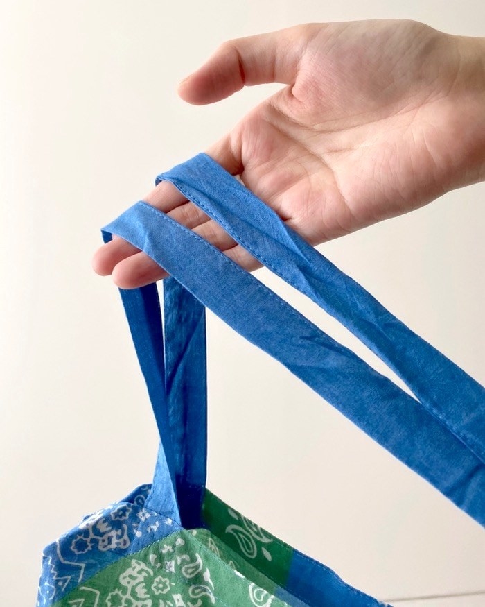 niko and&hellip;（ニコアンド）のおすすめのレディースアイテム「オリジナルプリントバンダナバッグ」