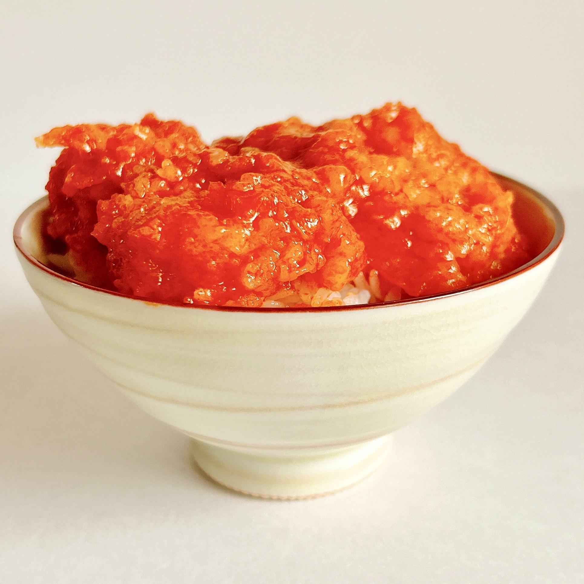 セブン‐イレブンのオススメのチルド惣菜「7プレミアムゴールド 金の海老チリソース」