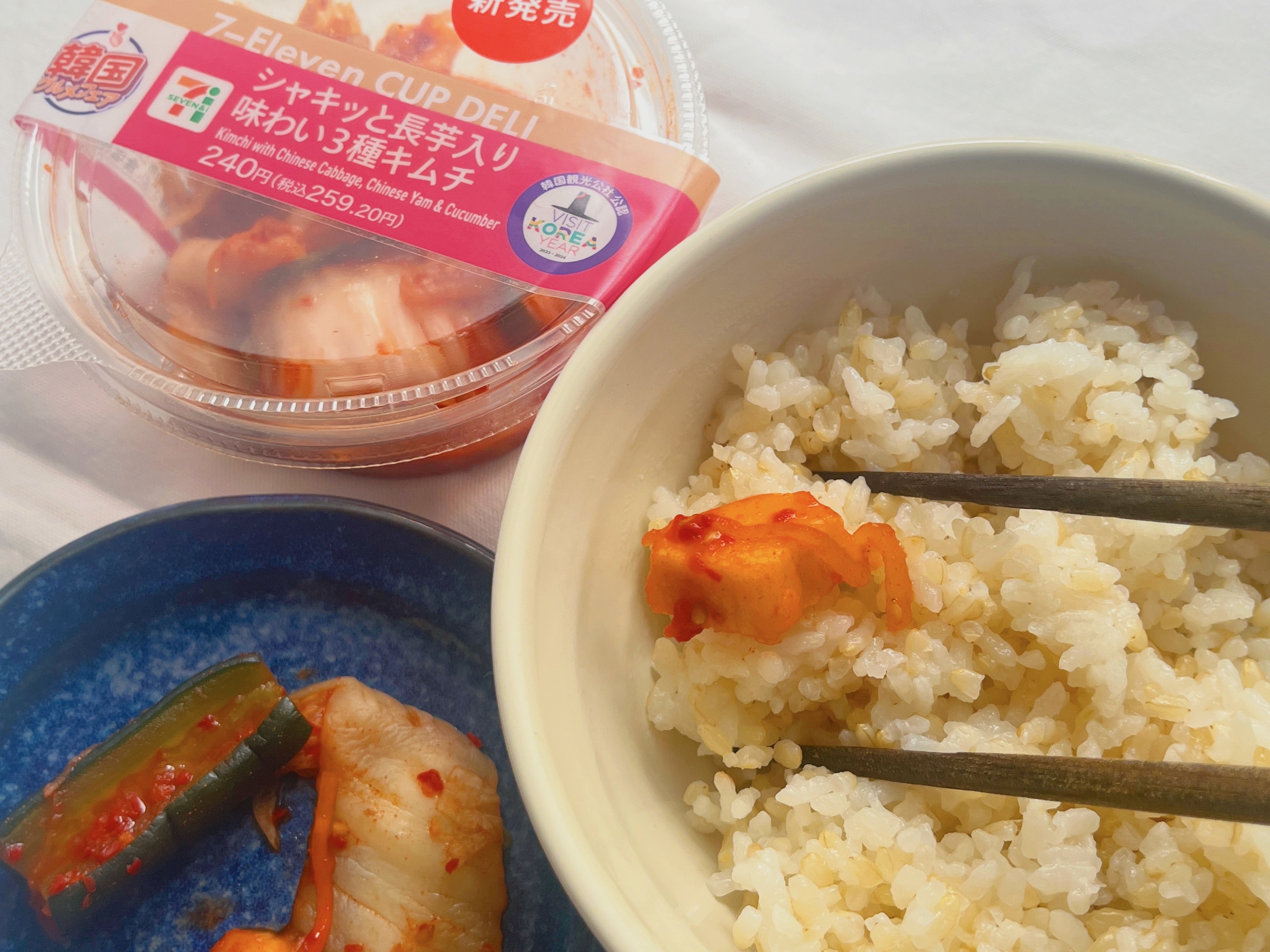 セブン-イレブンのオススメのおつまみ「シャキッと長芋入り 味わい3種キムチ」