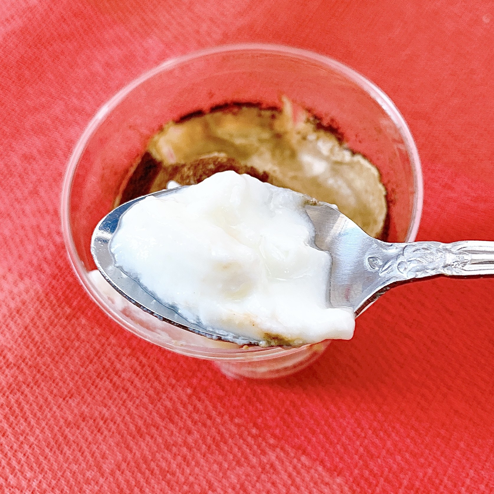 セブン-イレブンのおすすめのスイーツ「ダルゴナコーヒー＆とろけるミルクプリン」