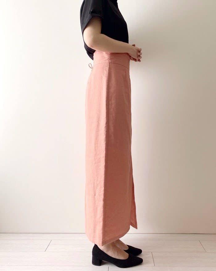 GU(ジーユー)のオススメのスカート「リネンブレンドナローロングスカートZ+E」