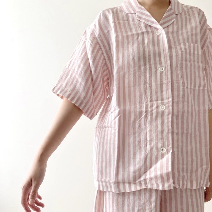 無印良品のオススメのファッション「天然由来の接触冷感　リヨセル麻半袖パジャマ」