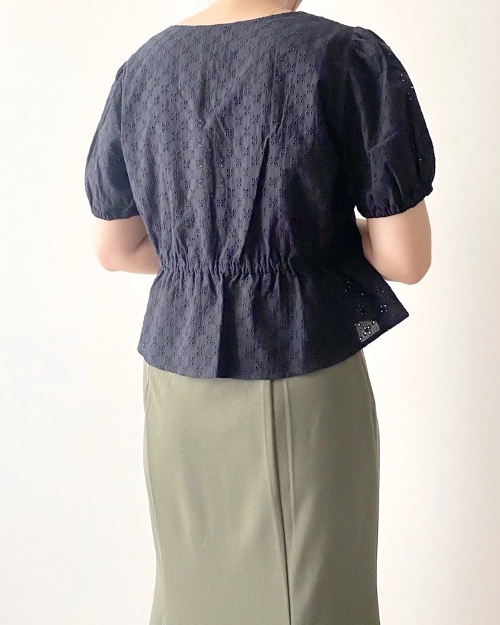 GUのオススメのブラウス「コットンレースリボンブラウス(半袖)YT+E」のコーディネート