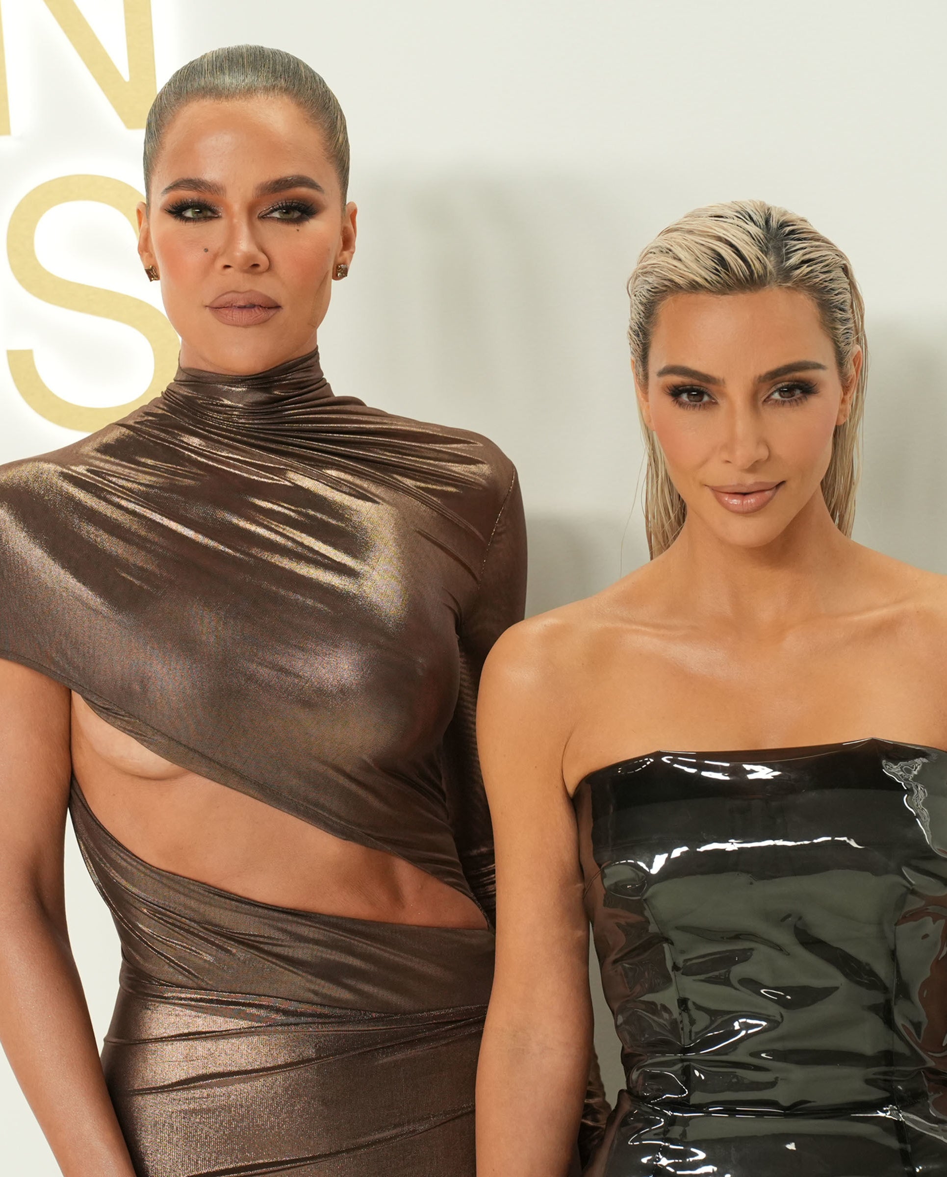 Closeup of Khloé and Kim Kardashian