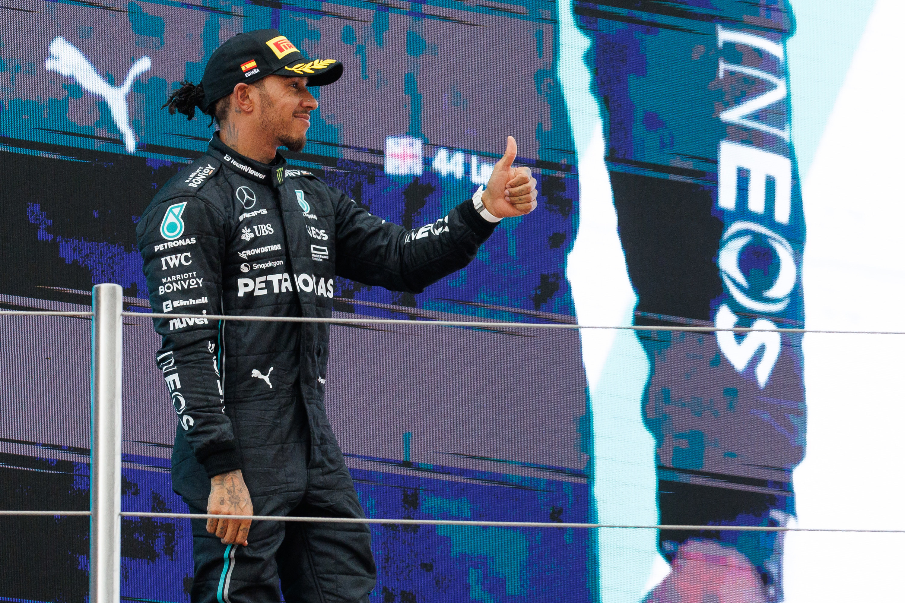 Lewis Hamilton hangs out with Tom Brady at Canadian Grand Prix as