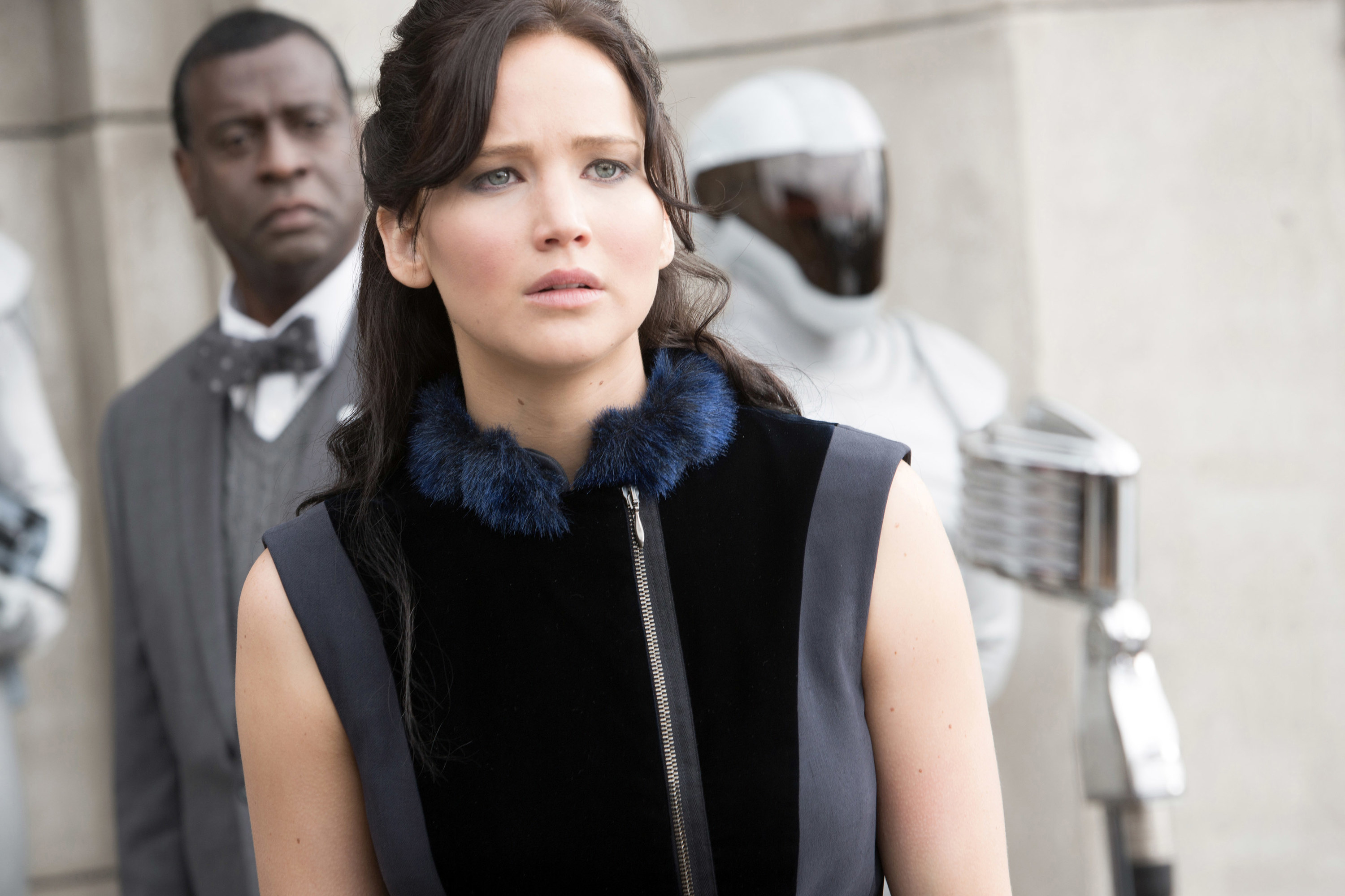 katniss looking out into a crowd