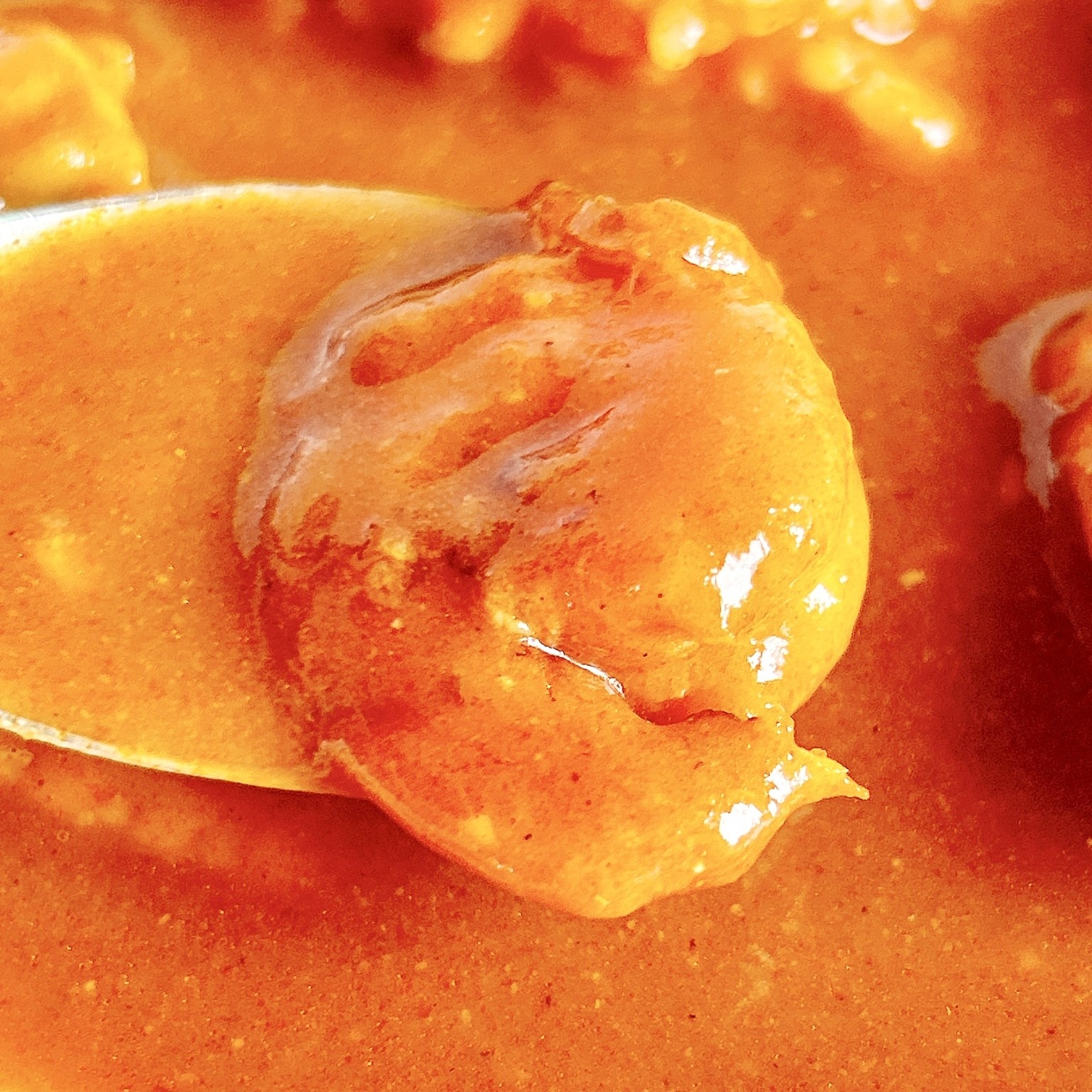 FamilyMart（ファミリーマート）のオススメのチルド惣菜「3種魚介の旨み特製シーフードカレー」