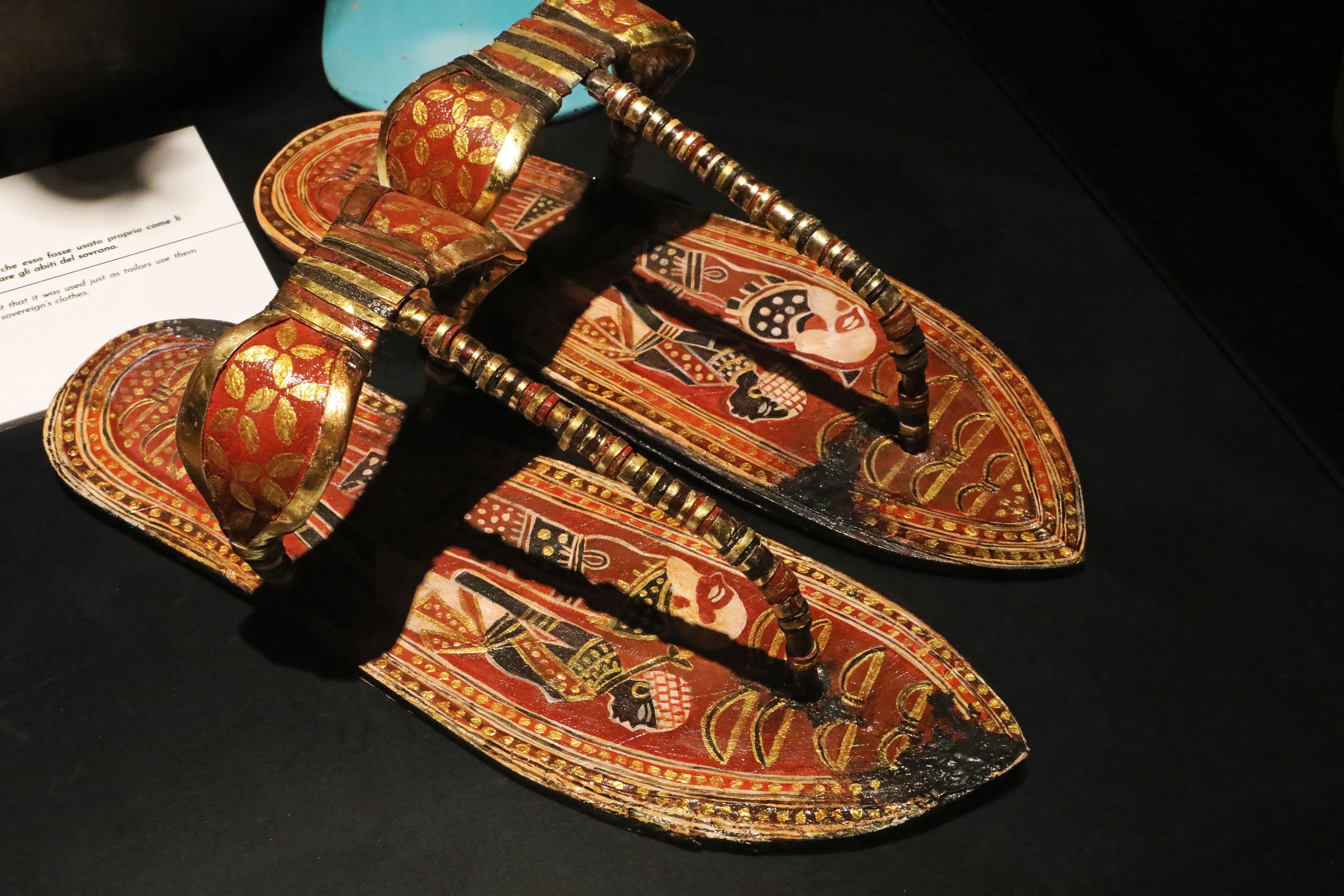 Tutankhamun&#x27;s sandals