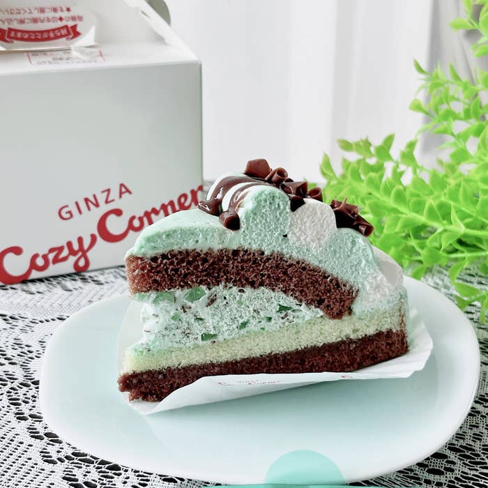 銀座コージーコーナーのおすすめスイーツ「チョコミントケーキ」