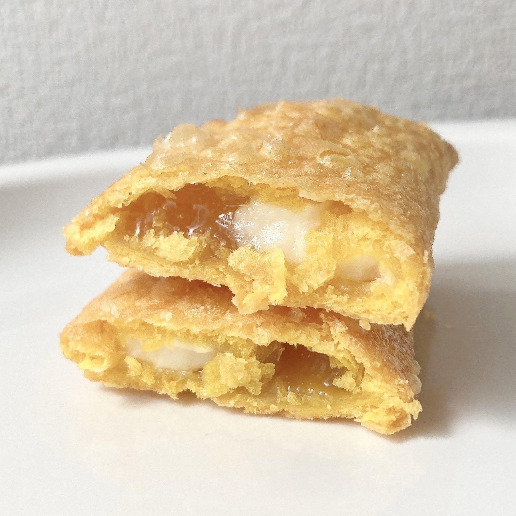 McDonald's（マクドナルド）のオススメのスイーツ「レモンチーズパイ」