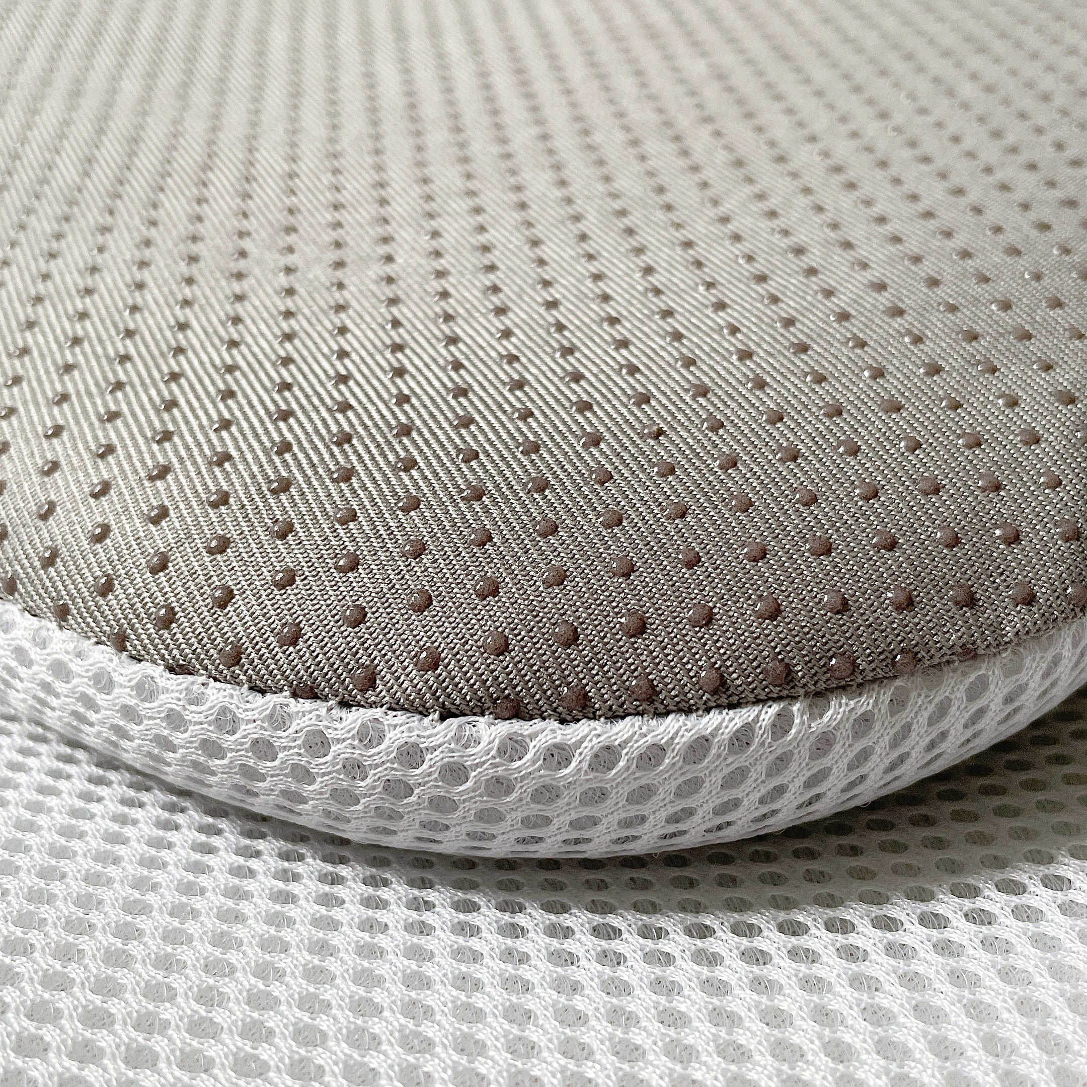 CAINZ(カインズ)のおすすめの便利グッズ「枕にもなる背もたれイス Lepoco クールグレー」