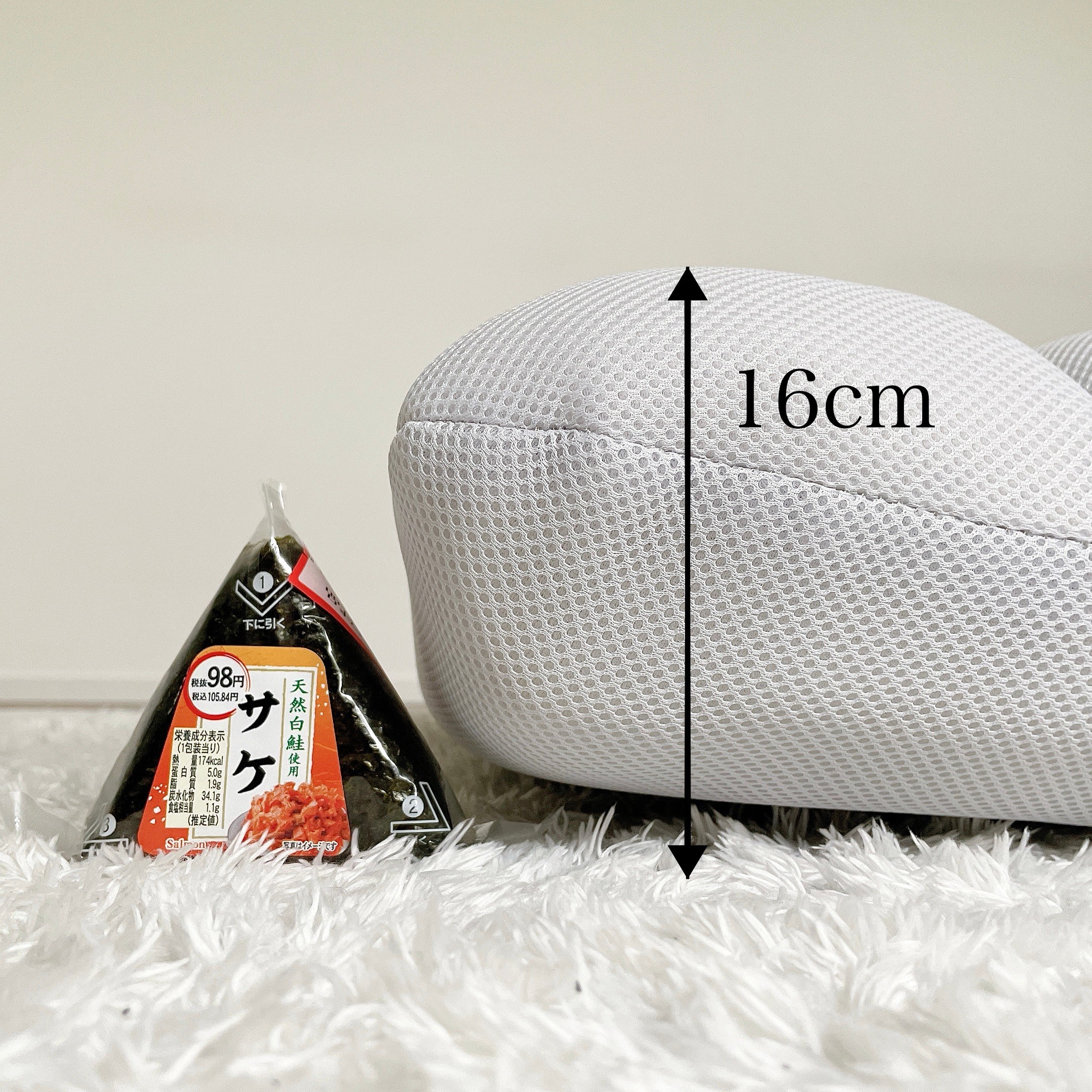 CAINZ（カインズ）のおすすめの便利グッズ「枕にもなる背もたれイス Lepoco クールグレー」