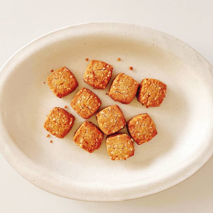 無印良品のおすすめ「糖質10ｇ以下のお菓子 キャラメルサブレ」と「糖質10ｇ以下のお菓子 ショコラサブレ」