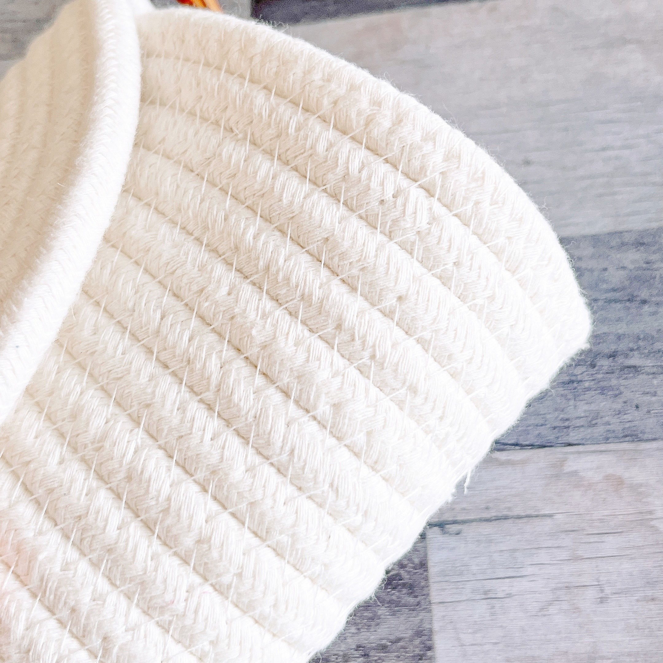 DAISO(ダイソー)のおすすめアイテム「ロープバッグ」