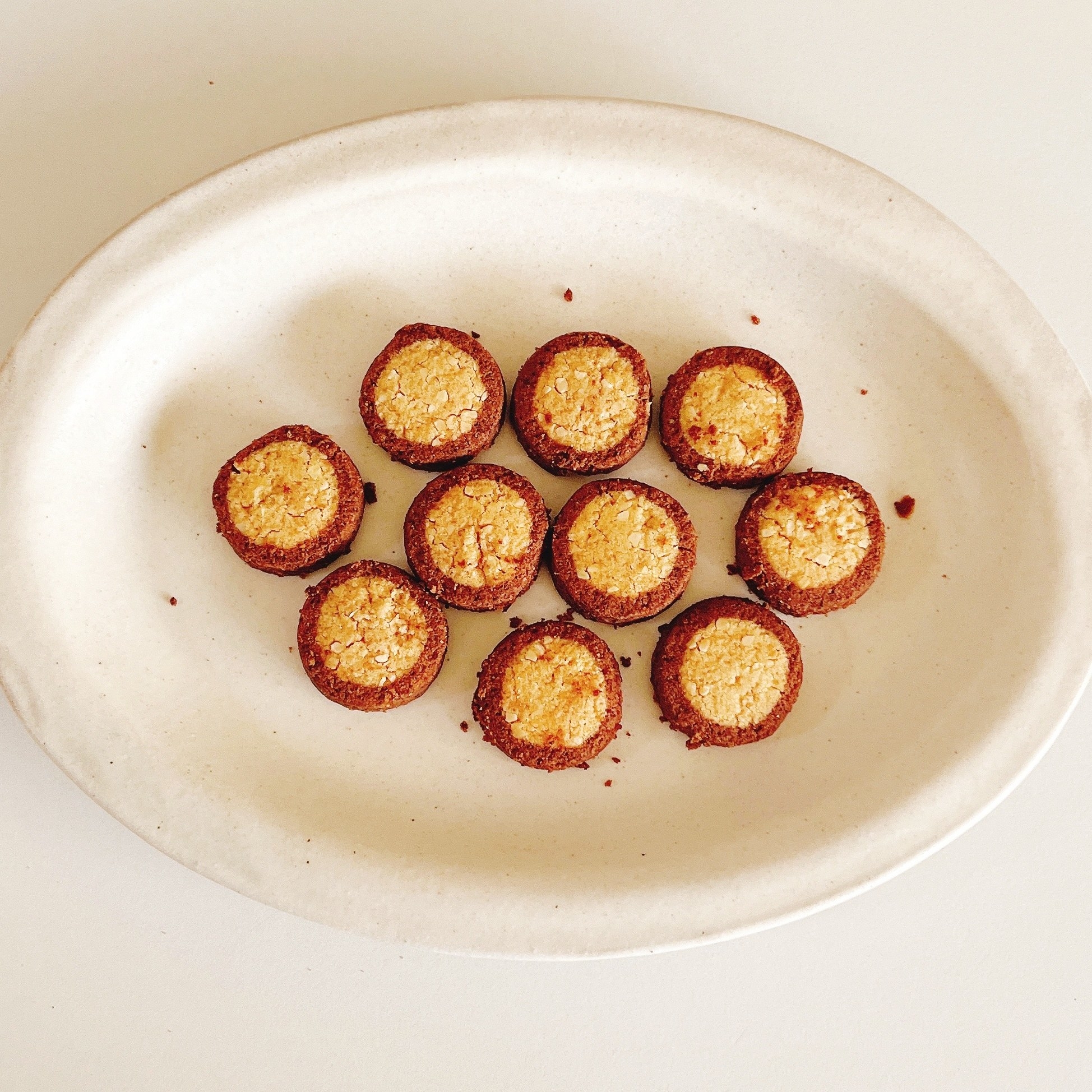 無印良品のおすすめ「糖質10g以下のお菓子 キャラメルサブレ」と「糖質10g以下のお菓子 ショコラサブレ」