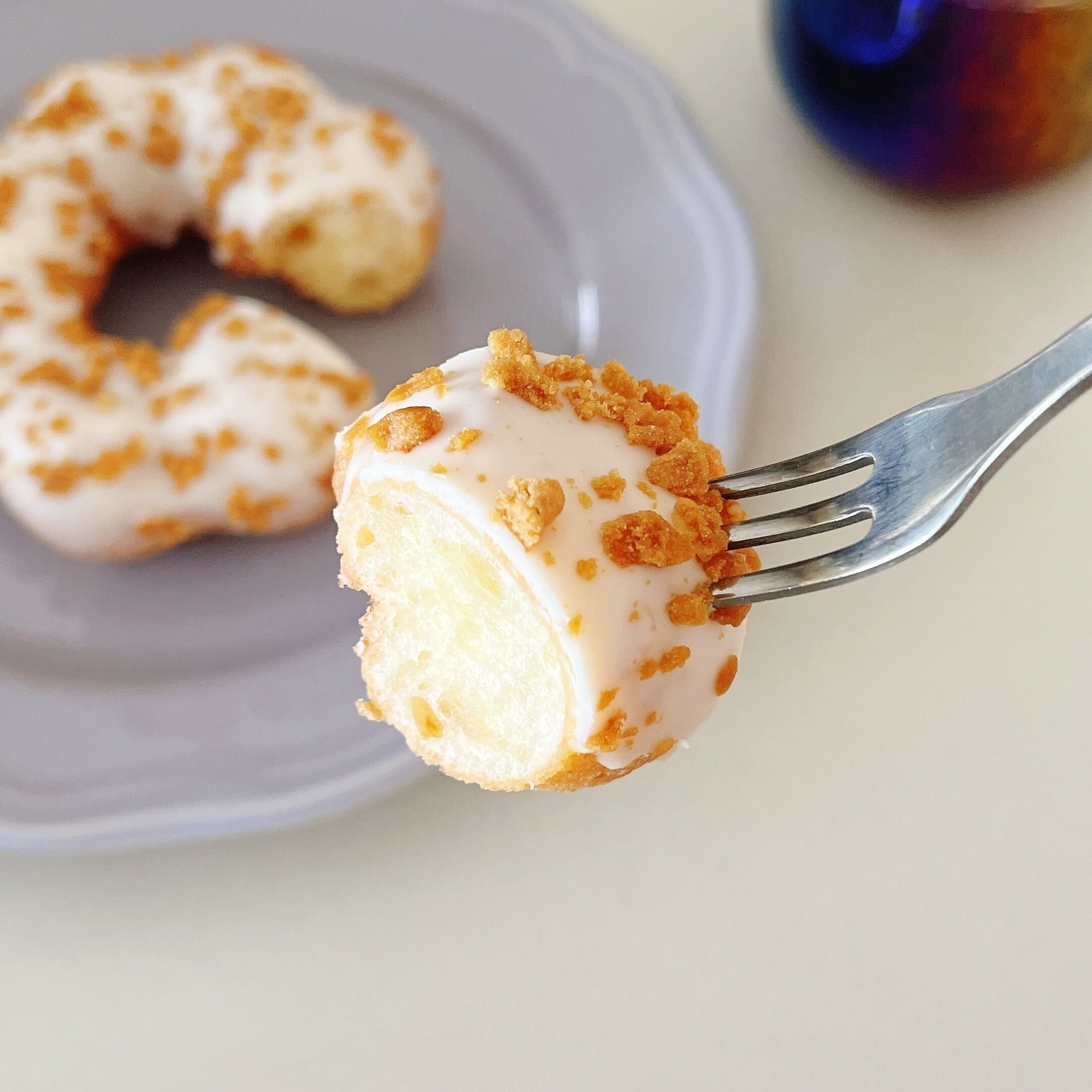 セブン-イレブンのおすすめのパン「クラウンリング カスタードホイップ 1個入」