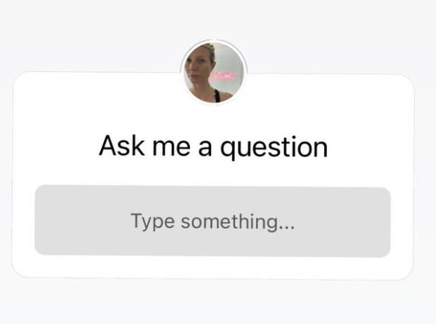 Ask me a question written below Gwyneth&#x27;s bio pic on IG